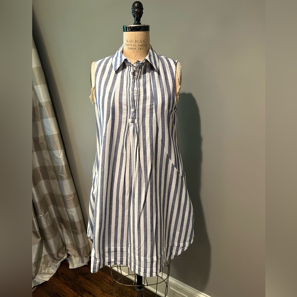 Hope and Harlow blue and white stripe dress